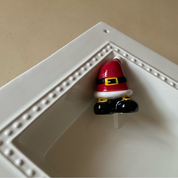 Christmas Santa Hat & Boots Platter Decoration 🎄 - Picture 6 of 6
